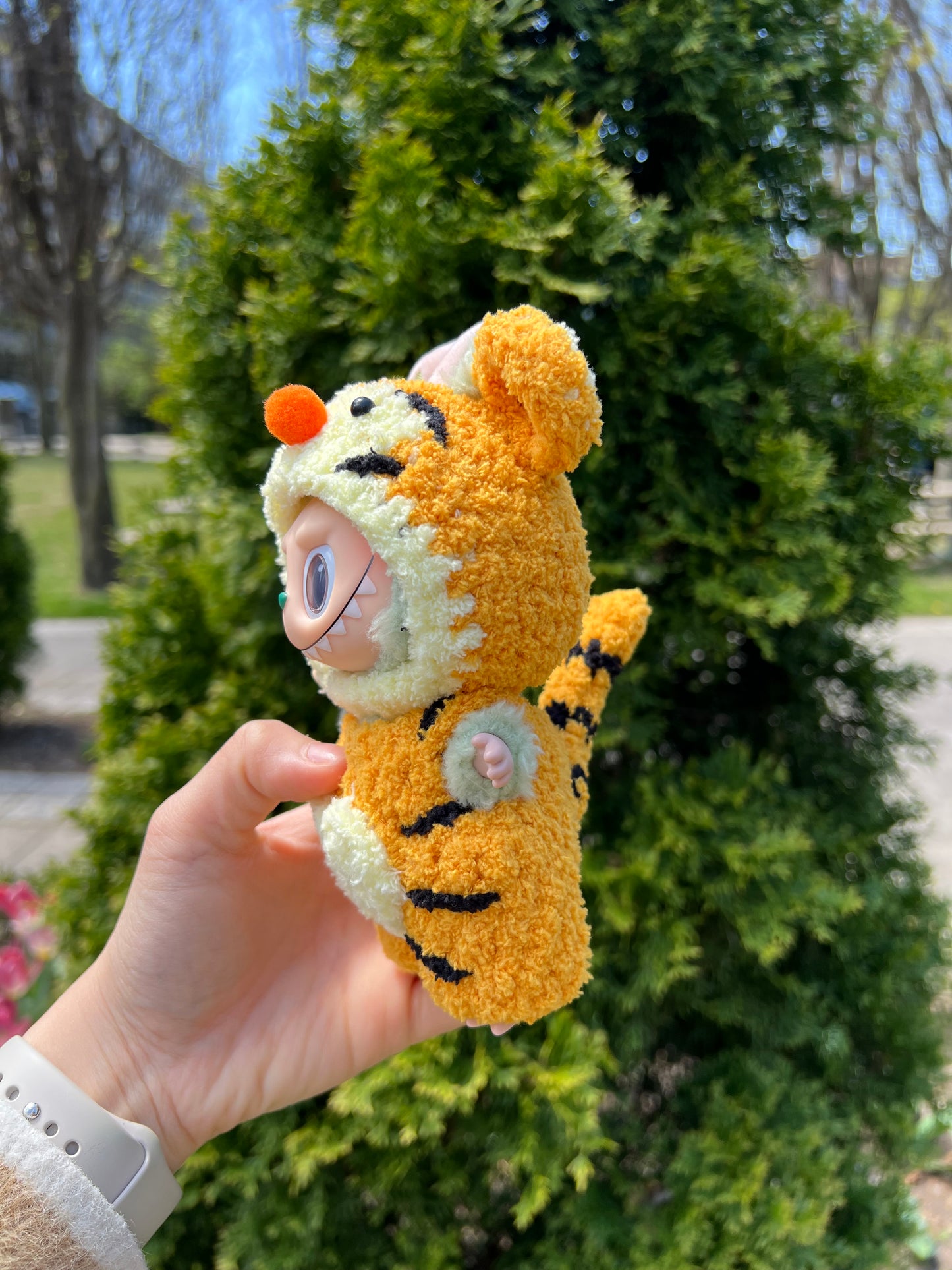 Tiger labubu clothes