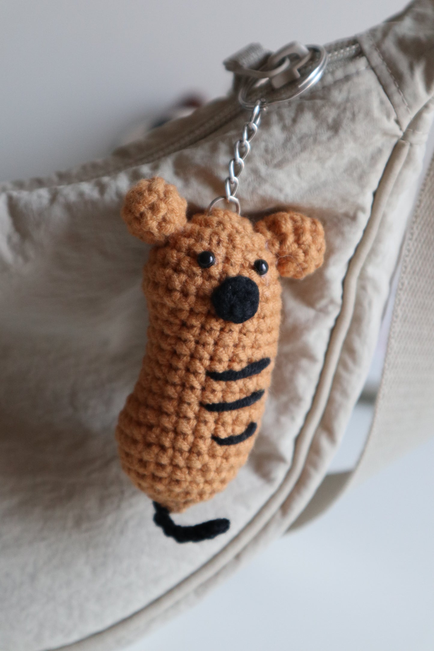 BEAR HOT DOG CROCHET KEYCHAINS